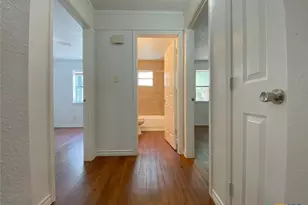 20115 San Marcos Hwy, San Marcos, TX 78666 - Photo 13