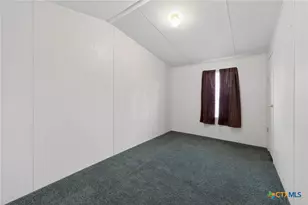 143 Bluff View Dr, Spring Branch, TX 78070 - Photo 17