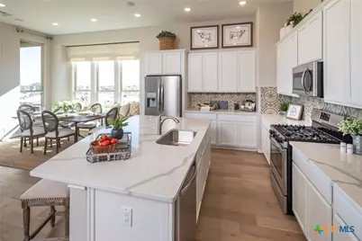 10208 Cactus Hills, San Antonio, TX 78254 - Photo 7