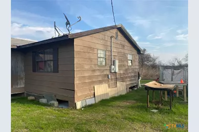 352 Trammel Road, Eddy, TX 76524 - Photo 3