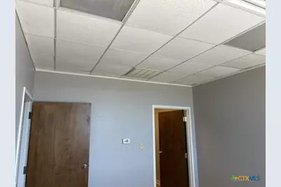 100 W Central Texas Expressway #307, Harker Heights, TX 76548 - Photo 7