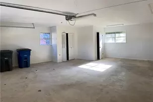 1250 E Common St, New Braunfels, TX 78130 - Photo 19