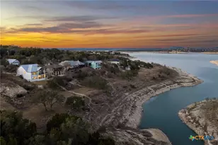 2078 Connie Dr, Canyon Lake, TX 78133 - Photo 3