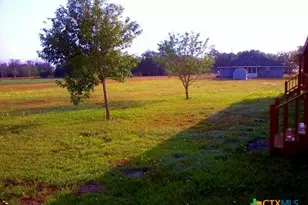 842 Burkhart Rd, Victoria, TX 77905 - Photo 3