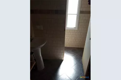 842 Burkhart Road, Victoria, TX 77905 - Photo 15