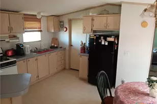 842 Burkhart Rd, Victoria, TX 77905 - Photo 7