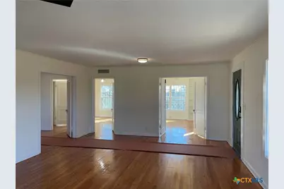 111 W Fowler Avenue, Killeen, TX 76541 - Photo 5