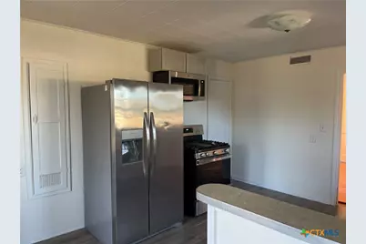 111 W Fowler Avenue, Killeen, TX 76541 - Photo 11