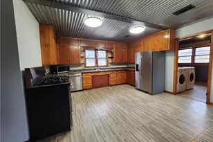 609 6th St, Moody, TX 76557 - Photo 17