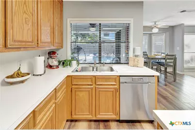 602 Brocton Street, Victoria, TX 77904 - Photo 15