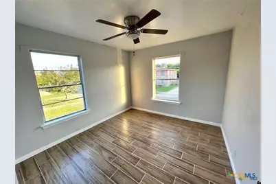 805 Sissom Road, Killeen, TX 76541 - Photo 17