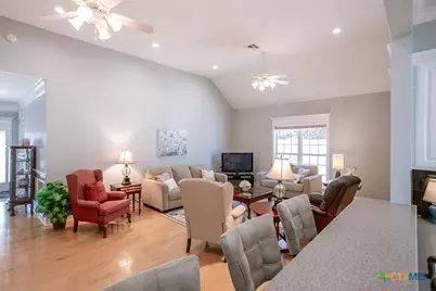 213 Iron Gate, Victoria, TX 77904 - Photo 11