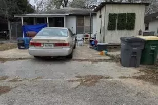 2518 Thompson St, Victoria, TX 77901 - Photo 1