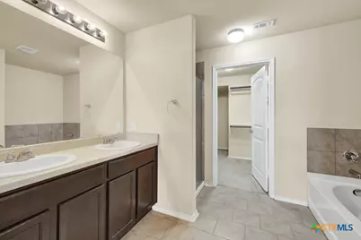 11514 Tiger Woods, San Antonio, TX 78221 - Photo 13