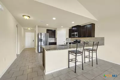 11514 Tiger Woods, San Antonio, TX 78221 - Photo 5