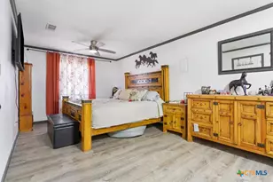 301 Liberty St, Gatesville, TX 76528 - Photo 9