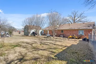 301 Liberty Street, Gatesville, TX 76528 - Photo 19