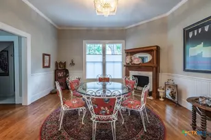 114 N College St, Gonzales, TX 78629 - Photo 5