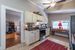 114 N College St, Gonzales, TX 78629 - Photo 9