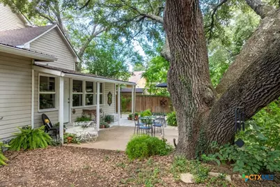 114 N College Street, Gonzales, TX 78629 - Photo 33