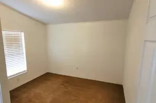 2072 County Rd 421, Stockdale, TX 78160 - Photo 11