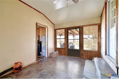 1017 US Highway 87, Smiley, TX 78159 - Photo 19