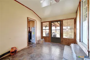 1017 US Hwy 87, Smiley, TX 78159 - Photo 19