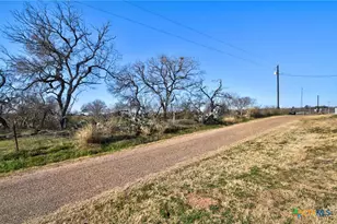 1017 US Hwy 87, Smiley, TX 78159 - Photo 25