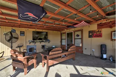 1017 US Highway 87, Smiley, TX 78159 - Photo 23