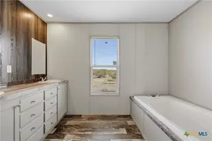 130 Brianna Cir, Johnson City, TX 78736 - Photo 19