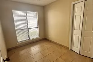 414 Mariner Dr, Victoria, TX 77901 - Photo 9