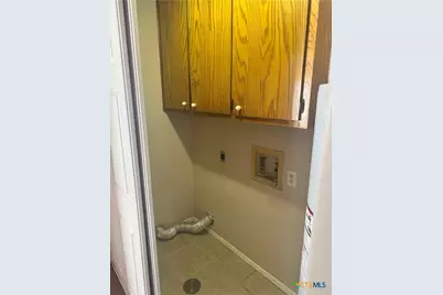 414 Mariner Drive, Victoria, TX 77901 - Photo 7