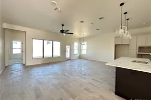 914 Alice Cir, Temple, TX 76502 - Photo 3