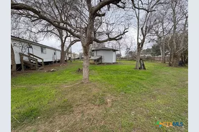 590 Lee Street, Victoria, TX 77905 - Photo 29