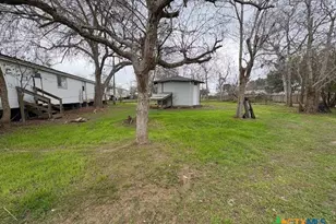 590 Lee St, Victoria, TX 77905 - Photo 29