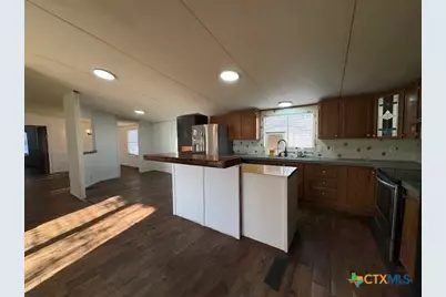 590 Lee Street, Victoria, TX 77905 - Photo 11