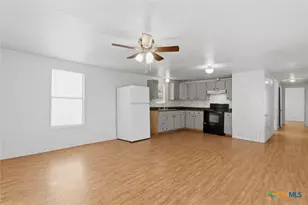 212 Salinas Rd, San Marcos, TX 78666 - Photo 5