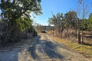 390 & 400 N Fawn Ridge Dr, Leander, TX 78641 - Photo 1