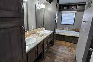 390 & 400 N Fawn Ridge Dr, Leander, TX 78641 - Photo 17