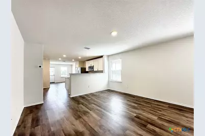 549 Autumn Blaze, New Braunfels, TX 78130 - Photo 5