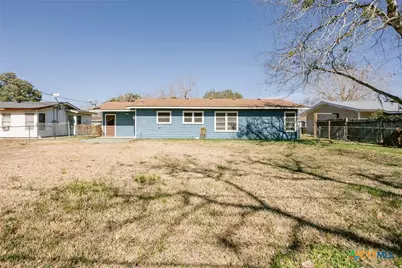 1705 E Poplar Avenue, Victoria, TX 77901 - Photo 17