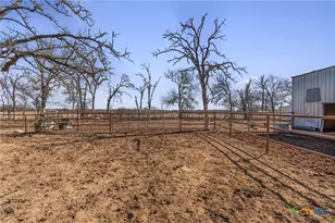 173 Co Rd 458A, Thorndale, TX 76577 - Photo 41