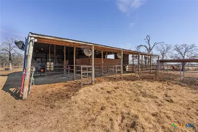 173 County Road 458A, Thorndale, TX 76577 - Photo 37
