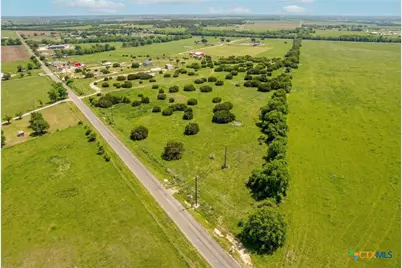 562 County Road 154, Georgetown, TX 78626 - Photo 3