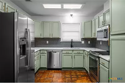 1544 Pams Path, New Braunfels, TX 78130 - Photo 5