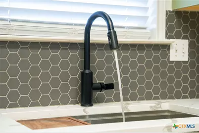 1544 Pams Path, New Braunfels, TX 78130 - Photo 7