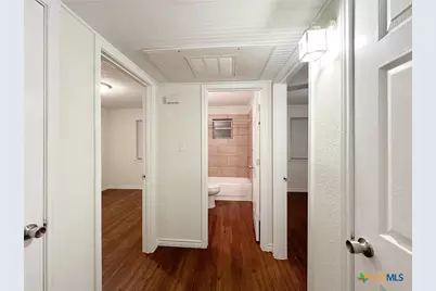 20115 San Marcos Highway #2B, San Marcos, TX 78666 - Photo 9