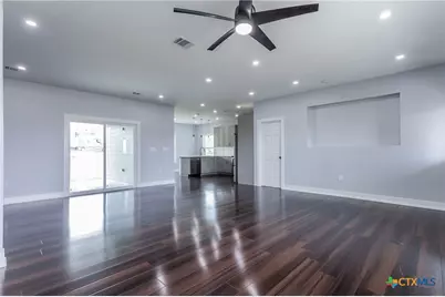 1110 N 42nd Street, Temple, TX 76501 - Photo 3