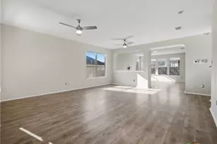 5744 Columbia Dr, Schertz, TX 78154 - Photo 5