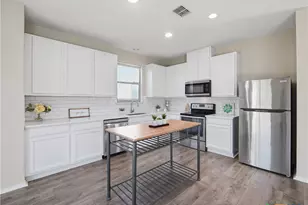 5744 Columbia Dr, Schertz, TX 78154 - Photo 11